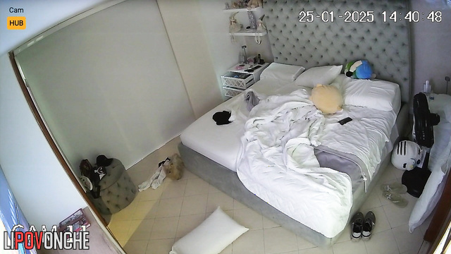 Bedroom sex scenes - he refused to give her cunnilingus