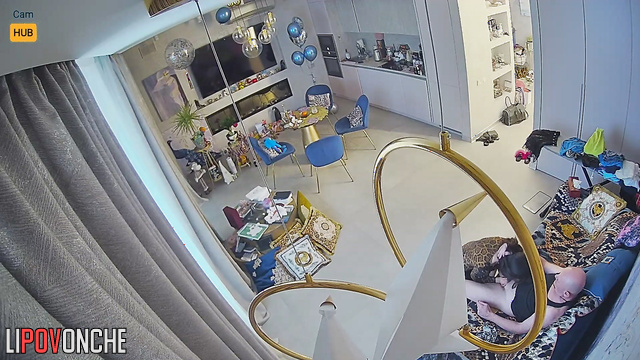 Blowjob in the living room - guy ordered a prostitute