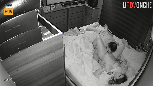 Chubby couple loves oral sex before sleep (it's their fetish)