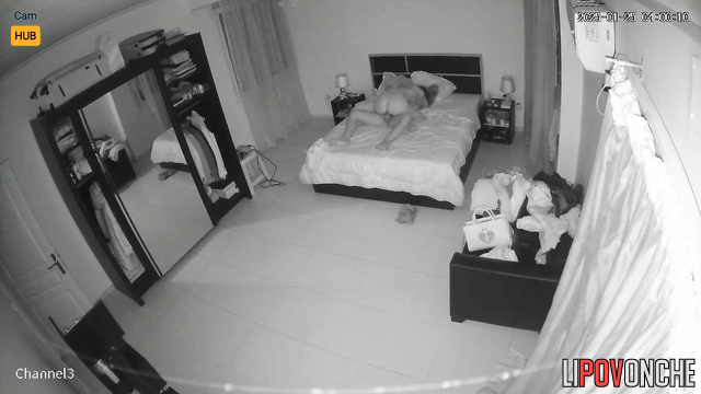 Threesome sex in the matrimonial bedroom (hidden cam)