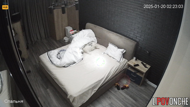 He made her sweet cunni under the warm blanket