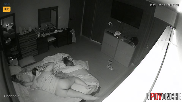 This Bolivian couple doesn't know that you will see their intimate life