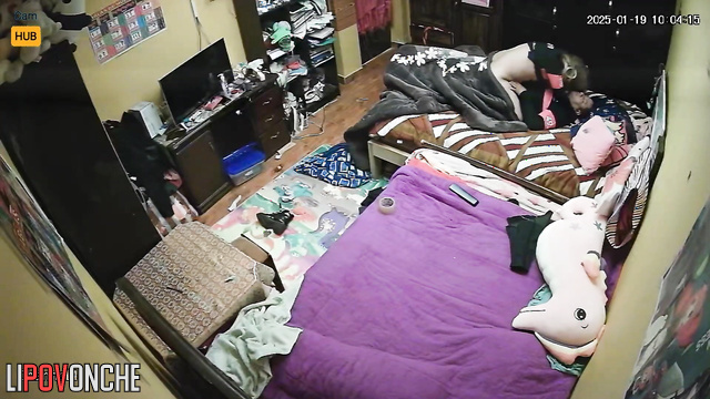See what this man does with other lady while his wife is not at home
