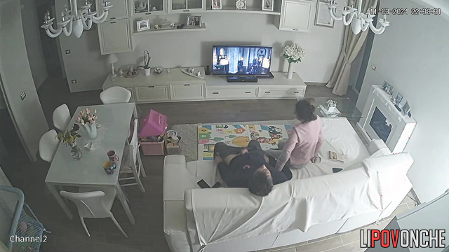 A long-haired cutie brought her boyfriend to orgasm with her tongue and hands