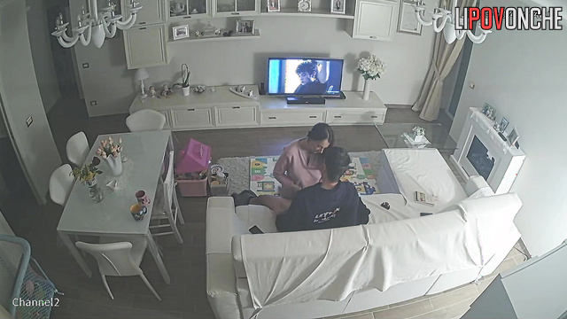 A long-haired cutie brought her boyfriend to orgasm with her tongue and hands