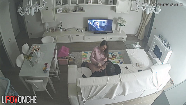 A long-haired cutie brought her boyfriend to orgasm with her tongue and hands