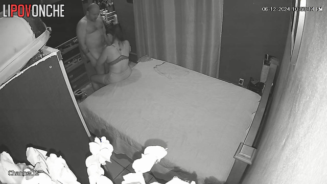 A cunning wife seduced her husband with some steamy 69 action