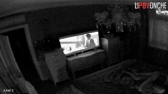 A skinny beauty treated her lover to a nice evening blowjob while watching TV