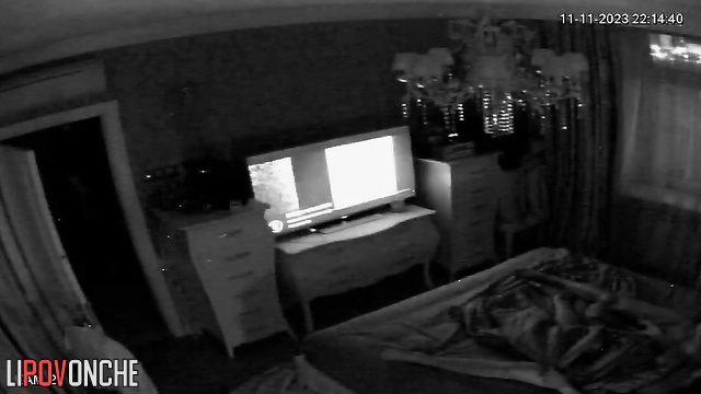 A skinny beauty treated her lover to a nice evening blowjob while watching TV