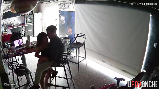 Awesome fuck on the bar stool (they've known each other for two minutes)