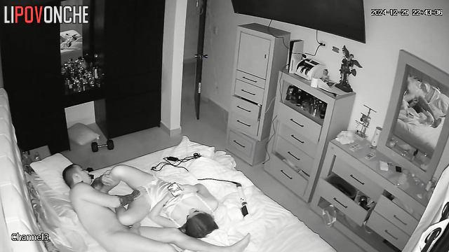 Babe made anilingus for the first time, night camera