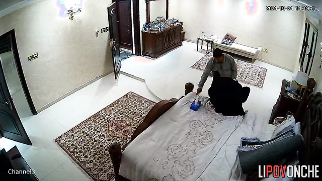He put her on all fours and fucked hard (muslim love)