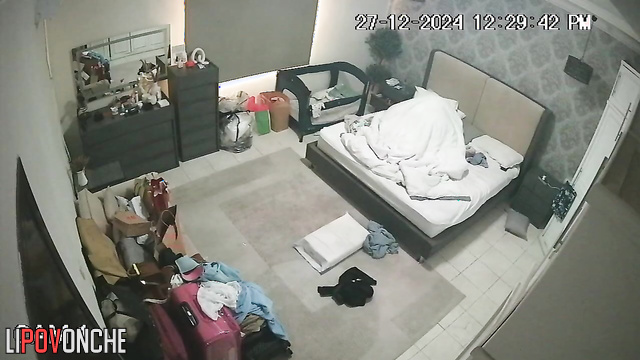 They love sex and have it every day - bedroom camera