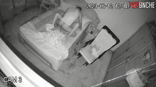 She likes kissing and fucking at night (bedroom video)