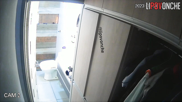 The usual routine of spouses (before work) spy cam