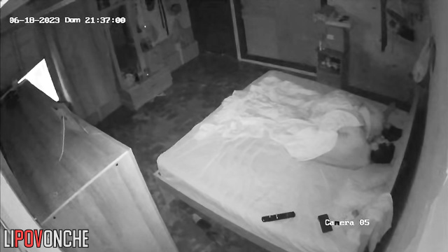 It didn't stop him that his sexy bbw was fast asleep