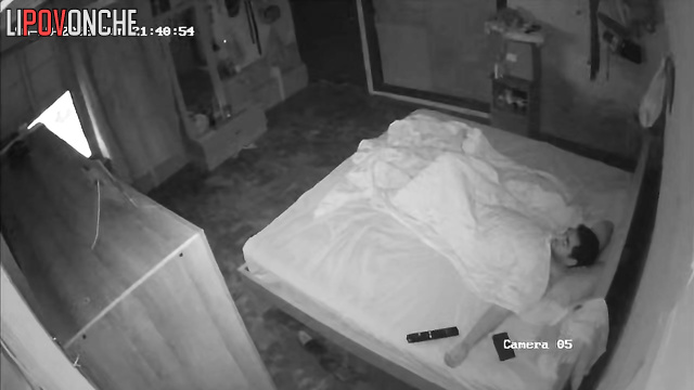 It didn't stop him that his sexy bbw was fast asleep