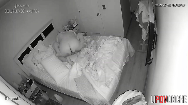 Husband was in no hurry and slowly brought her to orgasm