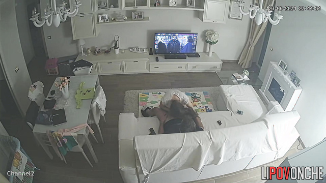 Handjob and blowjob during tv watching / spy camera