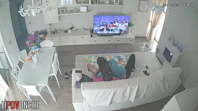 She made him blowjob while watching his favorite show