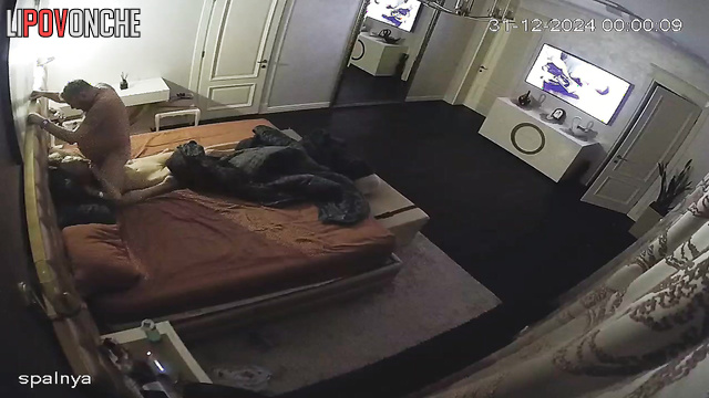 Her all holes were used to the fullest - bedroom video