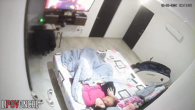 She loves to ride her naughty husband, bedroom cam