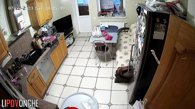 He is allowed to touch her ass anytime he wants (kitchen moments)
