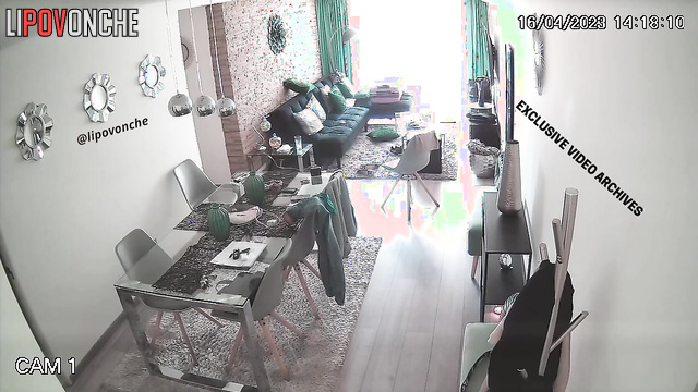 He asked her for a blowjob in high heels / spy cam