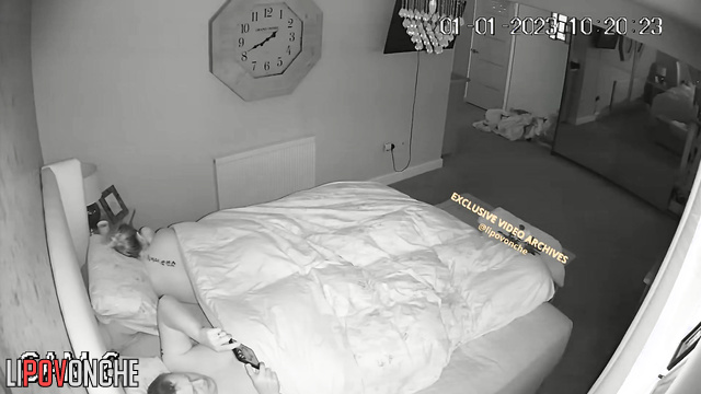 The chubby husband woke up his red-haired wife to fuck her properly