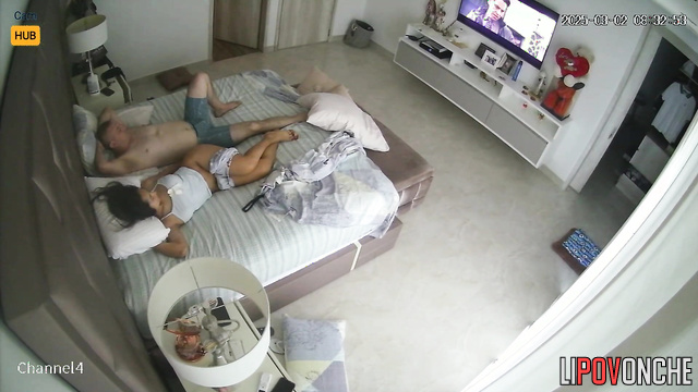 A sexy Colombian woman set her seductive ass up for her stepfather