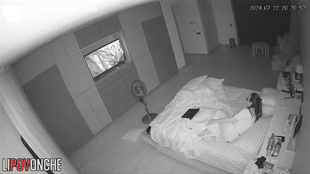 69 scenes - they love variety in sex (hidden camera)