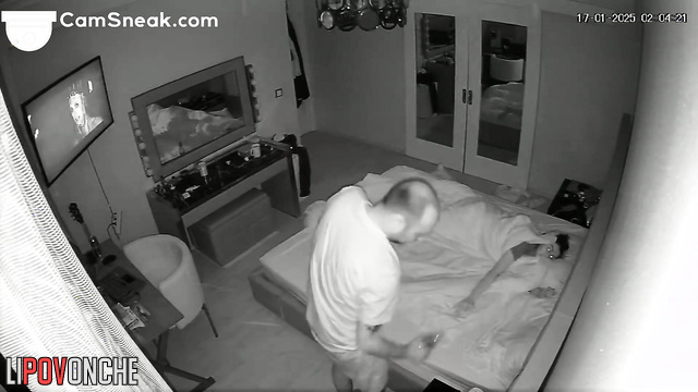 Wife seduces her tattooed husband: Stop watching TV, it's time to fuck