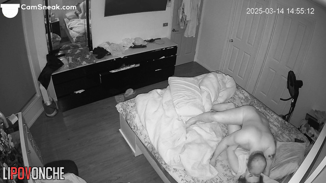 After discovering her husband masturbating, the wife gave him a blowjob