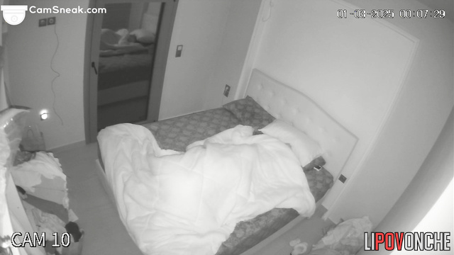 Husband took revenge on his fat wife for a blowjob active cunnilingus