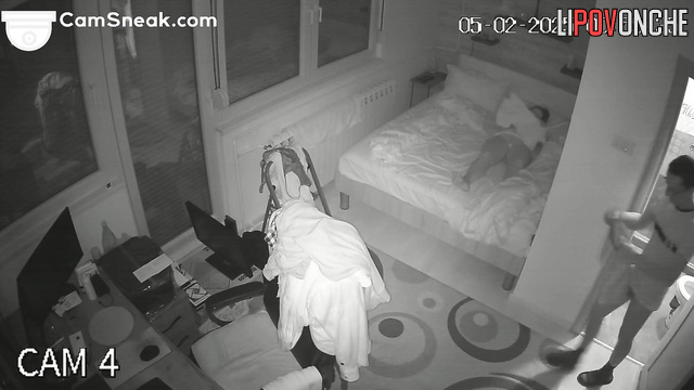 Girl asked him to fuck her in missionary, bedroom video