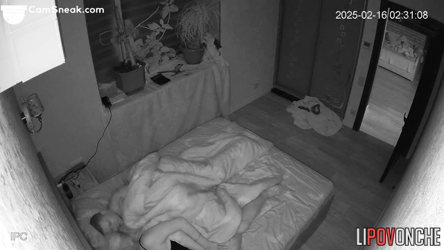 They fuck with incredible passion, look (hidden cam)