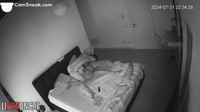 Sexy skinny lady pleasing her lover with her mouth
