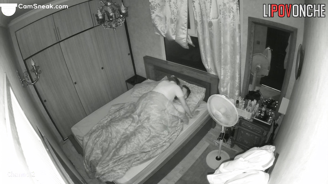 Lady in t-shirt fucked her husband like a cowgirl, watch