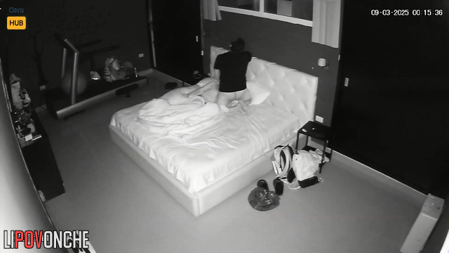 Cool sex on the king size bed / hidden night video