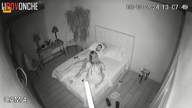 Excited Latina did not let her husband sleep by making a real fuck show