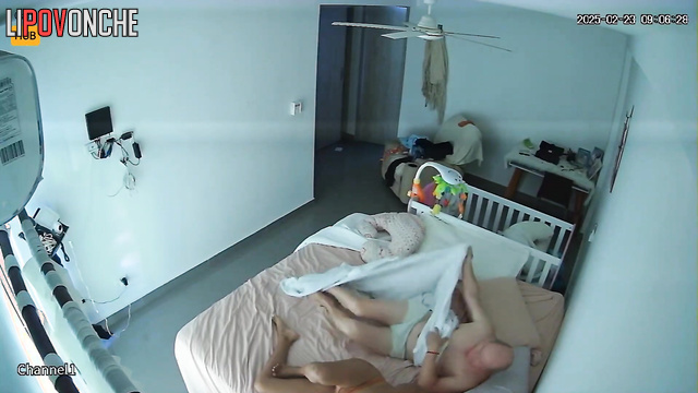 Bald husband fucked his sexy tanned wife with a big pleasure