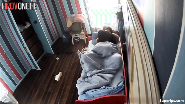 Young people kissing & fucking and getting divine pleasure