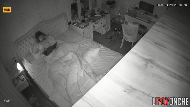 Gorgeous georgian babe pleasing herself in bed right now