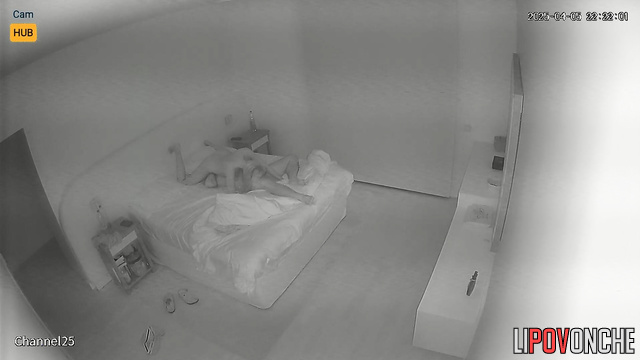 Long oral session in a cheap hotel, cool hidden video