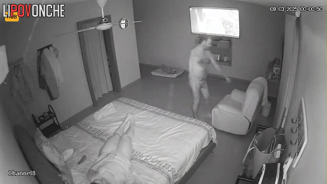 She decided to distract him from watching TV with blowjob