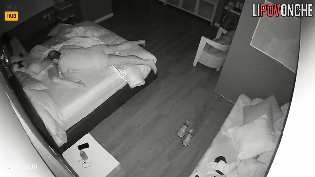 He loves the taste of her perfect pussy, night video