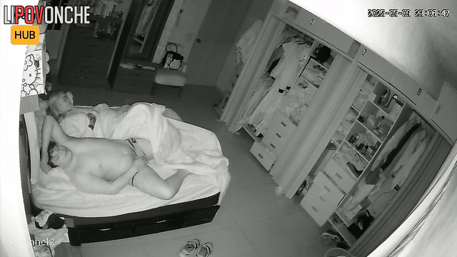 Extravagant wife fell asleep right during an intense fuck with her husband