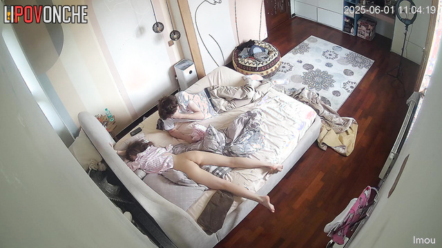 Young girl wants him to make her gentle cunnilingus