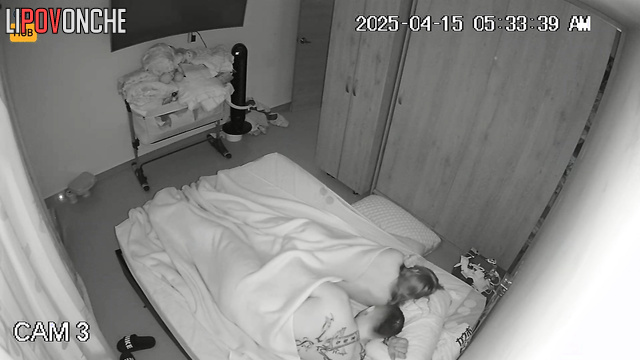 Brutal husband snuck up on his wife from behind and fucked her hotly