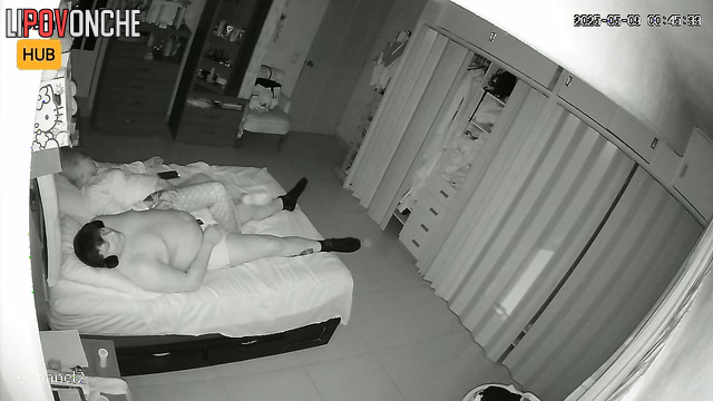 Mature boyfriend fucking his tattooed girlfriend hotly